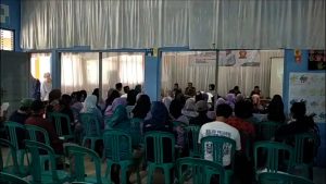 ANGGOTA DPRD JABAR LINA AJAK MASYRAKAT KELOLA SAMPAH