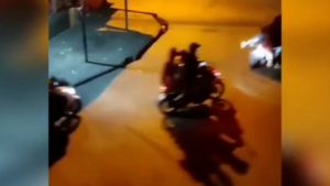 DIDUGA IMBAS PERANG SARUNG, TIGA PEMUDA DI SERANG GENKSTER