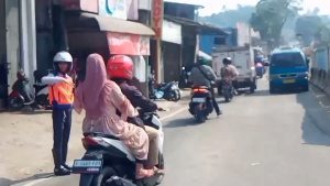 JEMBATAN CIKERETEG KEMBALI NORMAL