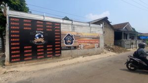 MANTAN KARYAWAN BAKAR KLINIK KUCING