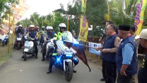 PAWAI AKBAR CIWARU KAPOLRES BONCENG WAGUB DENGAN VESPA