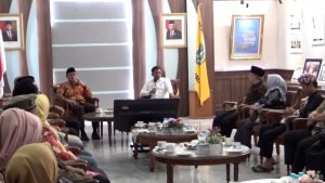 BACALEG TERCATAT PENERIMA APBN DAN APBD OTOMATIS GUGUR