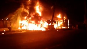 BENGKEL DI PELABUHANRATU LUDES TERBAKAR
