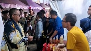 BUPATI SUKABUMI GELAR PASAR RAKYAT UMKM DI PALABUHANRATU