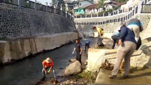 DPUTR KOTA SUKABUMI LAKUKAN AKSI BERSIH”