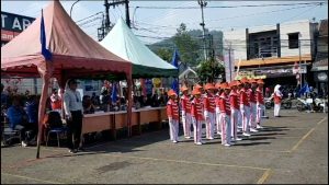 KARANG TARUNA CIBADAK GELAR LOMBA BARIS TINGKAT SD/MI
