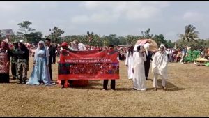 KARNAVAL DESA NEGLASARI DISAMBUT MERIAH WARGA