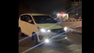 PRIA MABUK LAKUKAN AKSI PENGERUSAKAN