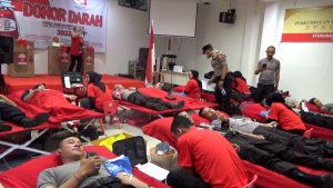 RATUSAN KANTONG DARAH DITARGETKAN