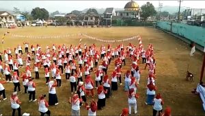 RATUSAN WARGA PARUNG KUDA IKUTI SENAM MASSAL KEMERDEKAAN
