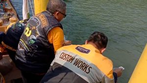 RIBUAN BENIH DI TEBAR DISKAN KAB SUKABUMI