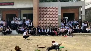 SMK PGRI SUKAMAKMUR GELAR KARNAVAL KEMERDEKAAN