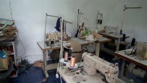 TAS BERBAHAN KARUNG GONI
