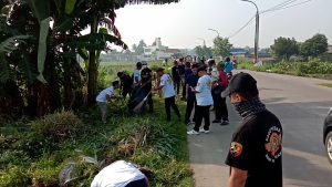 Camat Dramaga Kerahkan Warga Tiga Desa Bersihkan Jalan