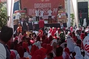 Ribuan Warga Tumpah Ruah Ke Jalan Meriahkan Milad Desa Bantarsari