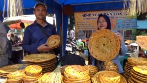 Umkm Cikidang Sulap Limbah Sawit Jadi Kerajinan Tangan