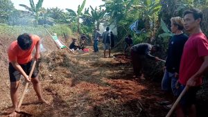 Warga Hibahkan Tanah, Guna Jalan Penghubung Dua Desa di Kampung Sempur Batas, Desa Petir Kecamatan Dramaga Kabupaten Bogor