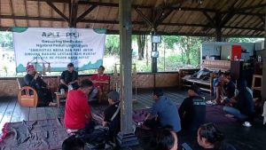 KAMPUNG BUDAYA SINDANG BARANG KABUPATEN BOGOR DI UJUNG TANDUK