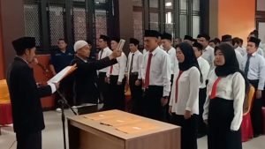 BAWASLU LANTIK RIBUAN ANGOTA PTPS DI KABUPATEN SUKABUMI