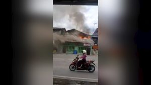 Si jago Merah Kembali Berulah, Warung Makan Ludes Terbakar
