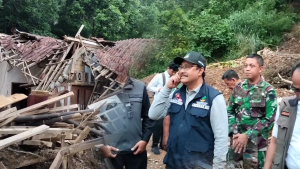 kemensos RI Tinjau Lokasi Longsor Simpenan Sukabumi