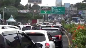 Akhir Libur Panjang 200 Ribu Kendaraan Menuju Kawasan Puncak Bogor