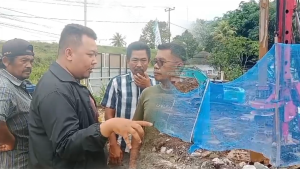 Tuntut Perhatian Dampak Pengeboran Warga Talaga  Caringin Sukabumi  Turun Ke Jalan