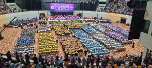 3030 Mahasiswa Universitas Gunadarma Hari ini Di Wisuda