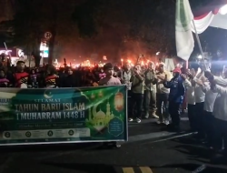 Ribuan Warga di Kabupaten Sukabumi Gelar Tradisi Pawai Obor Sambut Tahun Baru Islam