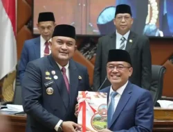 Rapat-Paripurna-DPRD-Kabupaten-Bogor-4