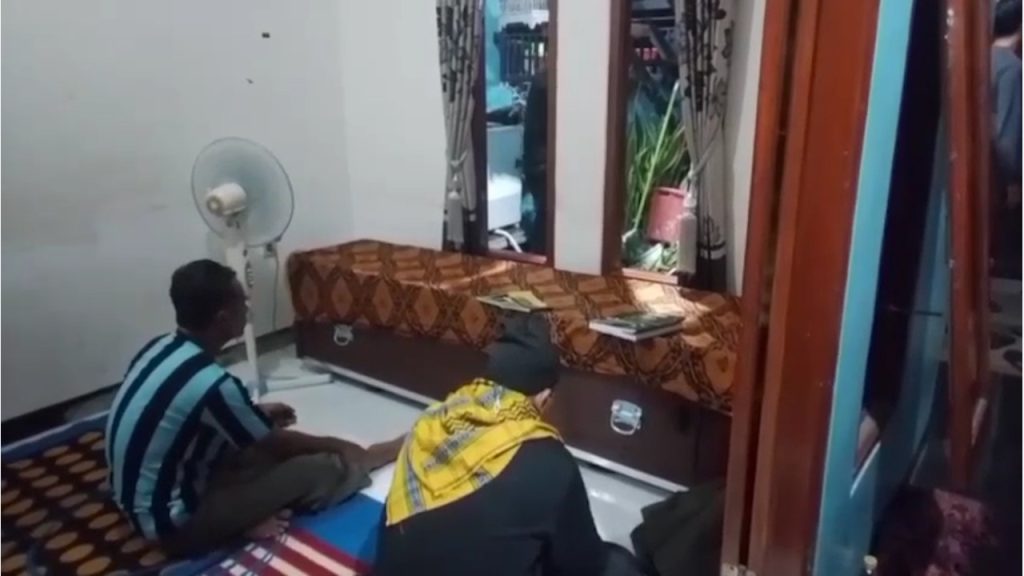 Jenazah PMI Asal Sukabumi Tiba Setelah 40 Hari Tertahan di Arab Saudi