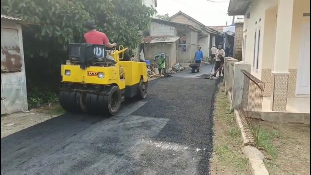 BKK CAIR, DESA PETIR BANGUN INFRASTRUKTUR SENILAI RP1,5 MILIAR