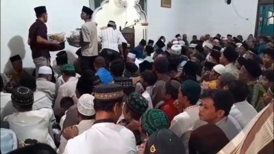 Ratusan Jamaah Serbu Bongsang dalam Tradisi Maulid di Dramaga Bogor