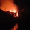 Diduga Korsleting Listrik, 7 Rumah Terbakar di Kadudampit Sukabumi, Kerugian Capai Ratusan Juta