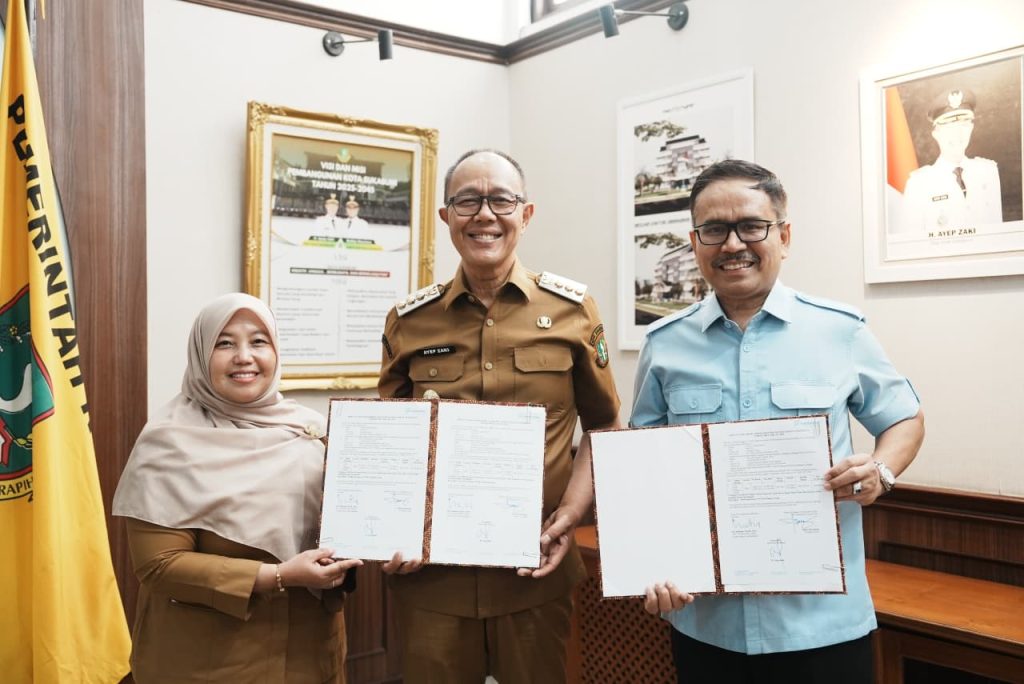 Pemkot Sukabumi Fokus Atasi TBC, Terima 977 Paket OAT Anak dari Indofarma