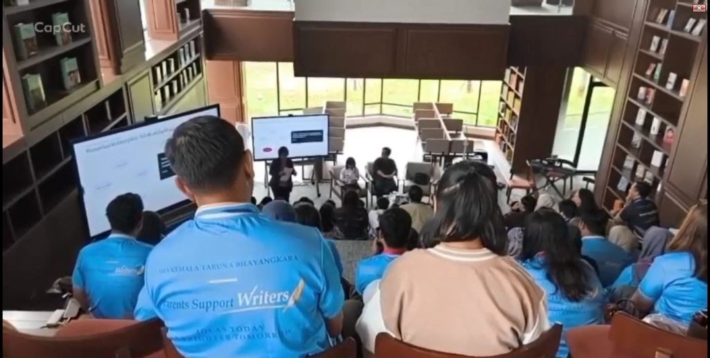 SMA Kemala Bhayangkari Gunungsindur Luncurkan Dua Buku Karya Siswa