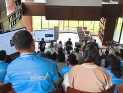 SMA Kemala Bhayangkari Gunungsindur Luncurkan Dua Buku Karya Siswa