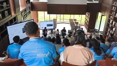 SMA Kemala Bhayangkari Gunungsindur Luncurkan Dua Buku Karya Siswa