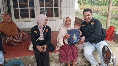 9.944 KPM DI SIMPENAN TERIMA BANTUAN BERAS 30 KILOGRAM
