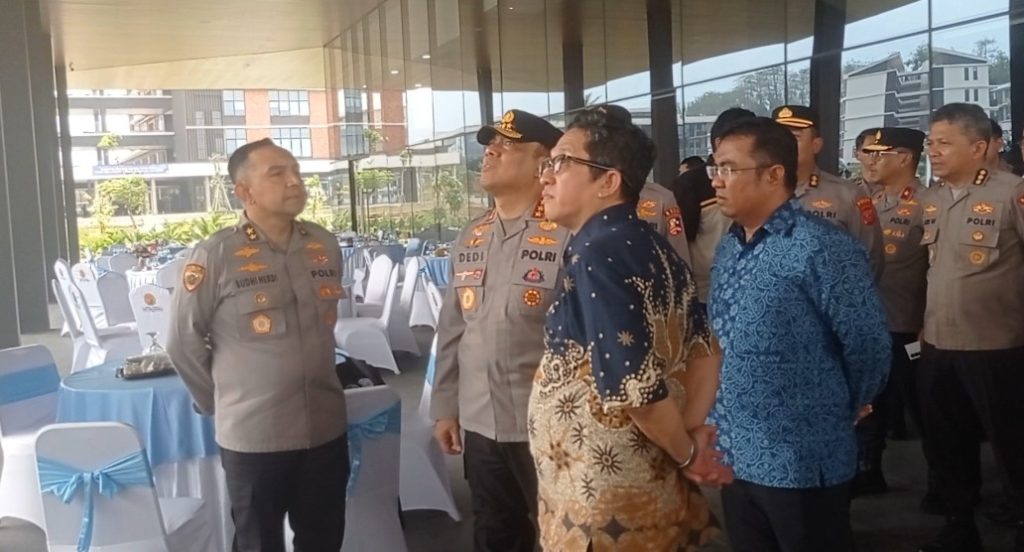 Wakapolri Tinjau Kesiapan SMA KTB Gunungsindur Sambut Angkatan Ketiga