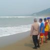 Dua Pelajar Terseret Ombak di Pantai Citepus, Satu Hilang